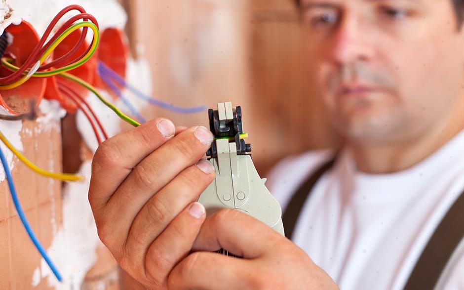 devis renovation électrique Beaumont-sur-Oise